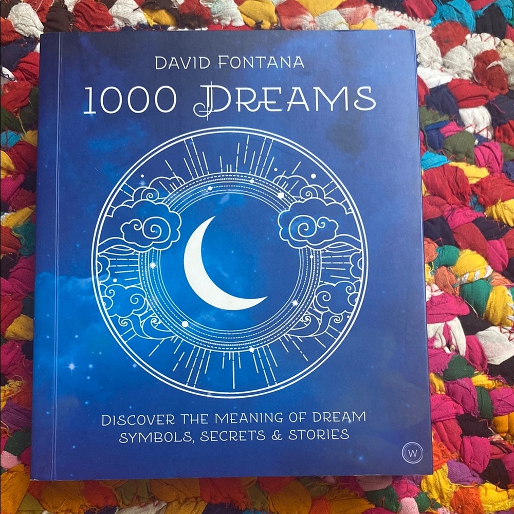 1000 Dreams Book by David Fontana